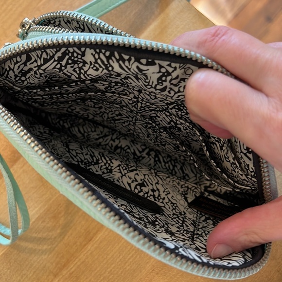 Rebecca Minkoff mint leather crossbody bag - Picture 11 of 13